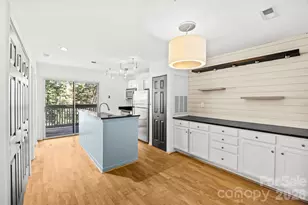 501 Olmsted Park Pl, Charlotte, NC 28203 - Photo 9