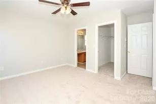 10816 Carstairs St, Charlotte, NC 28213 - Photo 15