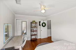 220 Wakefield Dr, Charlotte, NC 28209 - Photo 27