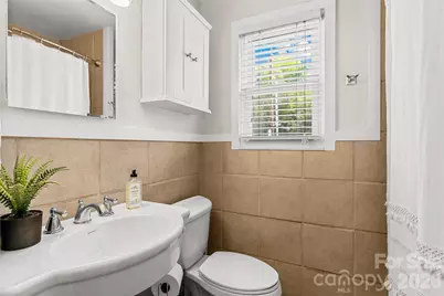 220 Wakefield Drive #B, Charlotte, NC 28209 - Photo 25