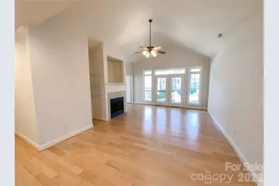 8820 Legacy Lake Lane, Charlotte, NC 28269 - Photo 3