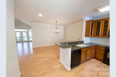 8820 Legacy Lake Lane, Charlotte, NC 28269 - Photo 7