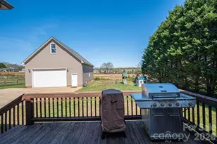 962 Huntington Hills Dr, Lincolnton, NC 28092 - Photo 21