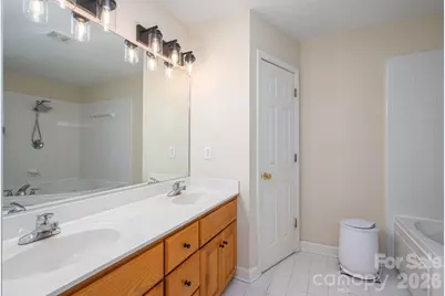962 Huntington Hills Drive, Lincolnton, NC 28092 - Photo 17