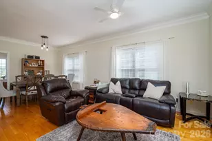 962 Huntington Hills Dr, Lincolnton, NC 28092 - Photo 3