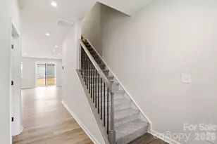 2525 Hedgecliff Rd, Kannapolis, NC 28025 - Photo 3