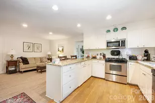 3125 Loma Ln, Charlotte, NC 28205 - Photo 11