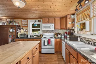 608 Evans Rd, Canton, NC 28716 - Photo 11