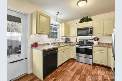 7 Mahogany Road, Arden, NC 28704 - Photo 5