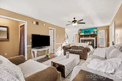 1162 Crestmont Drive SE, Concord, NC 28025 - Photo 5