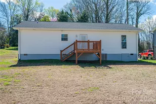 660 W 9th St, Newton, NC 28658 - Photo 29