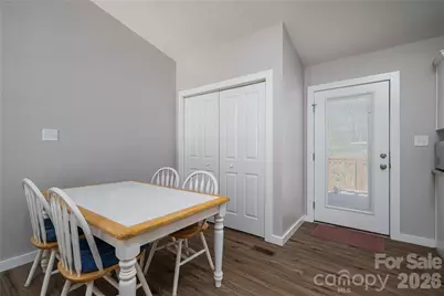 660 W 9th Street, Newton, NC 28658 - Photo 17
