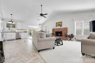 222 Sedi Ln, Brevard, NC 28712 - Photo 5