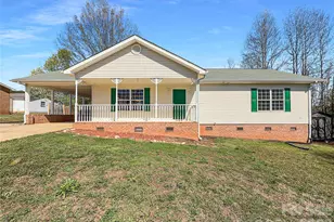 141 Pratt Ln, Statesville, NC 28625 - Photo 1