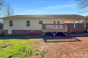 141 Pratt Ln, Statesville, NC 28625 - Photo 3