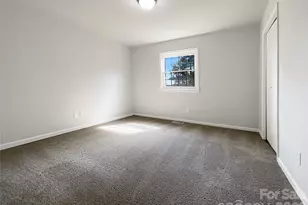 141 Pratt Ln, Statesville, NC 28625 - Photo 9