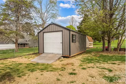 1757 Castlewood Court, Hickory, NC 28602 - Photo 31