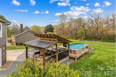 1757 Castlewood Court, Hickory, NC 28602 - Photo 27