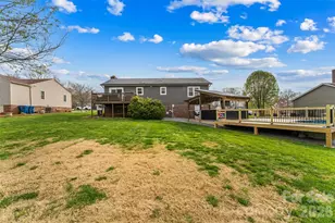 1757 Castlewood Ct, Hickory, NC 28602 - Photo 31