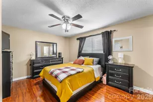 1757 Castlewood Ct, Hickory, NC 28602 - Photo 11