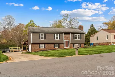 1757 Castlewood Court, Hickory, NC 28602 - Photo 37