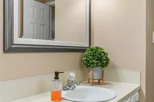 1757 Castlewood Ct, Hickory, NC 28602 - Photo 13