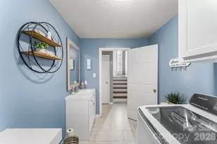 1757 Castlewood Ct, Hickory, NC 28602 - Photo 21