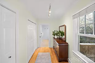 3016 Idlewood Cir, Charlotte, NC 28209 - Photo 9