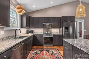 10 Starview Ln, Hendersonville, NC 28739 - Photo 5