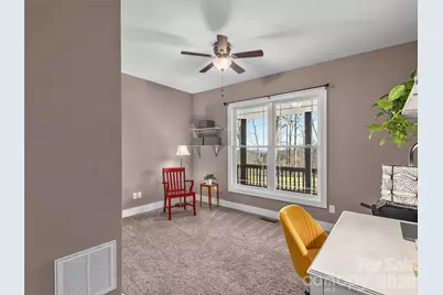 10 Starview Lane, Hendersonville, NC 28739 - Photo 17