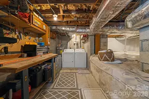 1733 Clairmont Dr, Hendersonville, NC 28791 - Photo 25