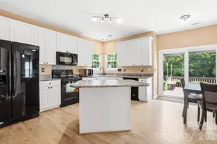 5427 Beaver Creek Ct, Indian Trail, NC 28079 - Photo 3