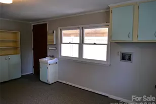 220 N Russell St, Troy, NC 27371 - Photo 17