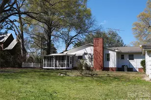 220 N Russell St, Troy, NC 27371 - Photo 23