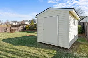 143 Haw River Rd, Fletcher, NC 28732 - Photo 29