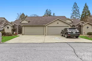 21 Tisha Ln, Hendersonville, NC 28739 - Photo 5