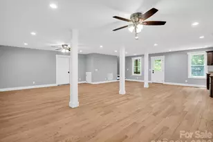 38 Scenic View Dr, Hendersonville, NC 28792 - Photo 33