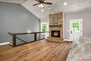 38 Scenic View Dr, Hendersonville, NC 28792 - Photo 3