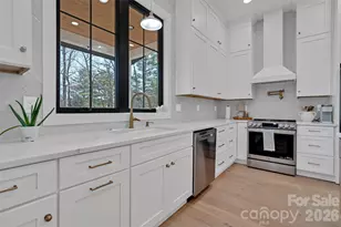 26 Pineview Rd, Fairview, NC 28730 - Photo 3