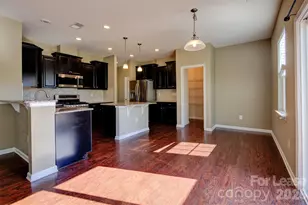 16125 Hammersmith Farm Dr, Charlotte, NC 28273 - Photo 3