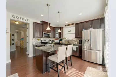 7121 Toxaway Lane, Charlotte, NC 28269 - Photo 9