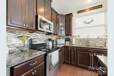 7121 Toxaway Lane, Charlotte, NC 28269 - Photo 11