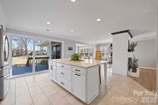 22 Honeysuckle Ln, Clover, SC 29710 - Photo 11