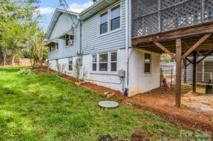 110 Houston St, Hendersonville, NC 28792 - Photo 41