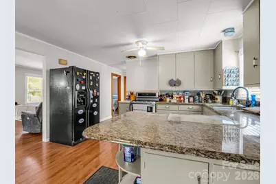 110 Houston Street, Hendersonville, NC 28792 - Photo 11