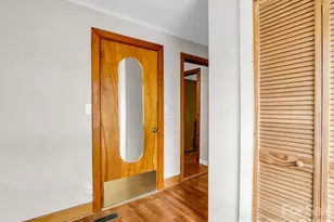 110 Houston St, Hendersonville, NC 28792 - Photo 17