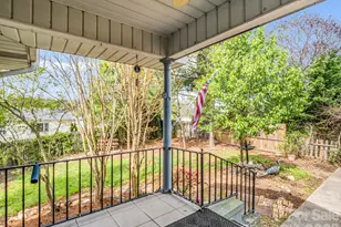 110 Houston St, Hendersonville, NC 28792 - Photo 5