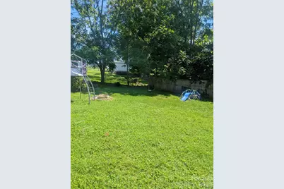 21 Lisa Drive, Canton, NC 28716 - Photo 9