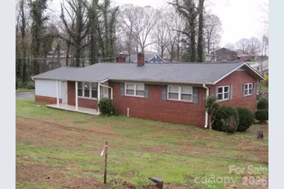 1836 31st Street NE, Hickory, NC 28601 - Photo 1