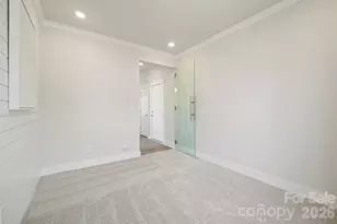 9721 Munsing Dr, Charlotte, NC 28269 - Photo 13